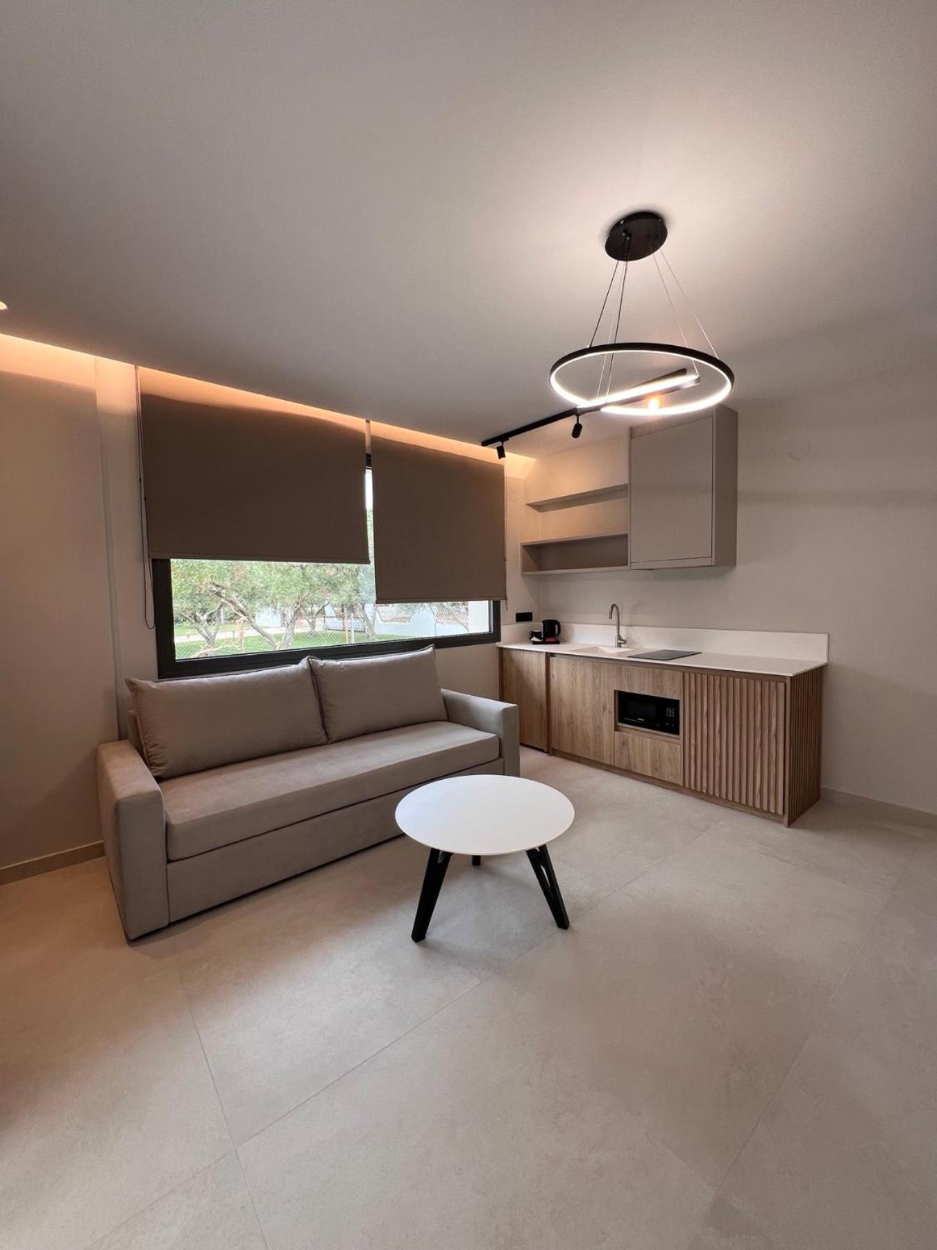 Sealuxe Living Aparthotel Nea Iraklitsa Exterior photo
